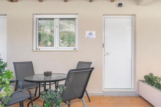 BlueGreen Holiday Homes - Family Friendly on the Beach with Pool, BBQ, near Heraklion - Ligaria - 2