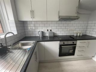 Cuckoo Avenue Hububb Stay - Greenford - 8