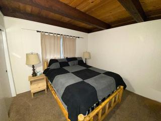 2708 Springwood Drive cabin - South Lake Tahoe - 1