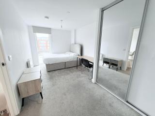 Modern 2 Bedroom Chinese Quarter - Birmingham - 7