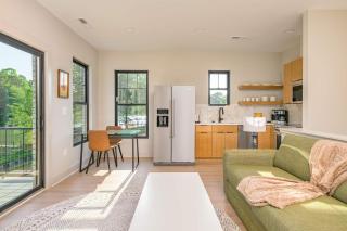 Energetic Lakeview Loft - Mooresville - 0