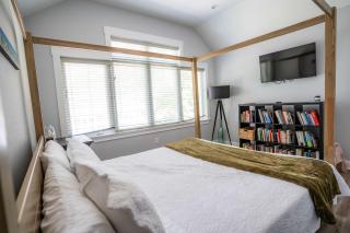 King and Queen Canopy Suites - Charlotte - 4