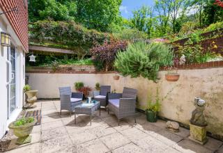 Croft House Sleeps 10 Country Views nr Salisbury - Winterbourne Dauntsey - 8