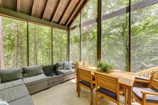Pet-Friendly Dadeville Cabin with Hot Tub and Porch - Dadeville - 0