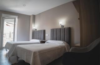 Apartamentos Turísticos Capitán - Orellana la Vieja - 6