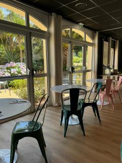 Hotel Aigue Marine - 1