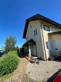 Villa Honoratka z prywatnym polem do gry w Mini Golf - Rewal - 7