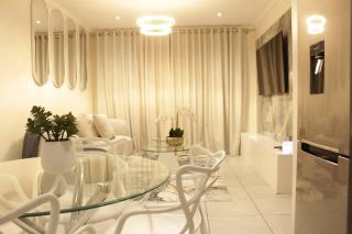 Stunning 2 bed Apartment near Monte Casino - Sandton - 4