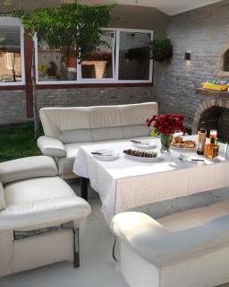 Masha Poolhouse - 7
