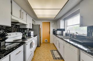 7 Mi to Siesta Beach Home with Furnished Patio! - Sarasota - 1