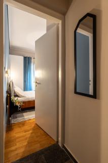 Musicians home - University - Atene - 2