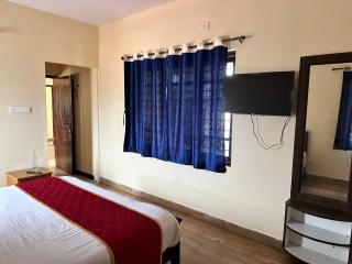 Shivv's Cottage - Ooty - 2