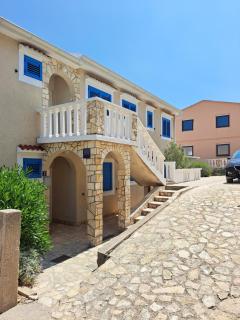 Apartment Frani 2 (Pag, Croatia, 2+2, free parking) - 9
