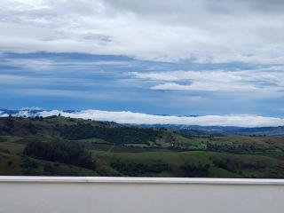 Apê com Vista na Montanha - Águas de Lindóia - 8