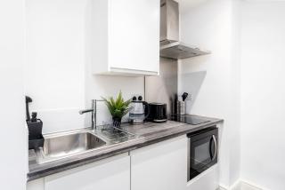 Luxury Apartment - Sheffield City Centre - 1