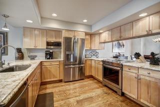 River Park Townhome 55B by Ski Country Resorts - 5