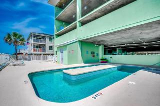 Oceanfront Modern Home w Lazy River and Pools - Myrtle Beach - 7