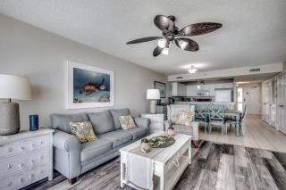 Oceanfront Modern Home w Lazy River and Pools - Myrtle Beach - 4