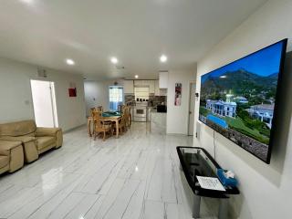 Bright & Cozy Family Home Near Dania Beach - Dania Beach - 7