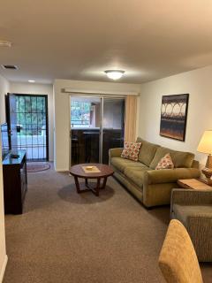 Upgraded Resort Condo in Palm Springs - 5