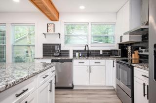 Chic 3BR Bungalow with Screened Porch & Patios - 2