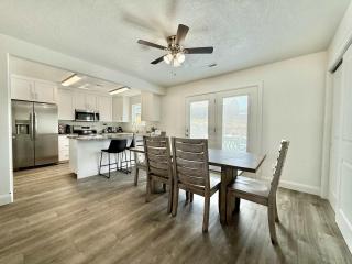 Townhome in Glendale UT near Zion with hot tub - 2
