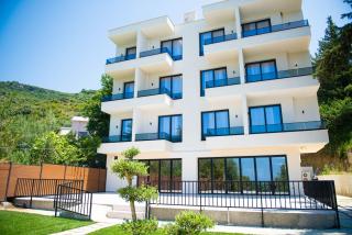 White-hill - Vlorë - 0