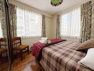 Apartamento con hermosa vista y soleado en Sopocachi - La Paz - 9