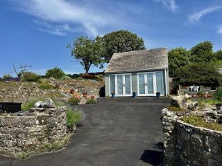 Tower Cottage - Pembroke - 8