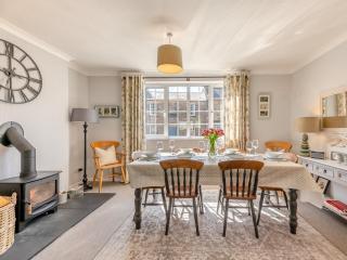 3 Bed in Bamburgh 90351 - 0