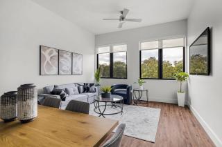 Upstay Modern 2 Bedroom Home near South Congress - Austin - 3