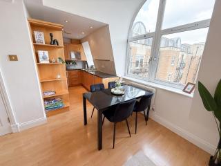 Borough 3 Bed 2 Bath Apt with clear view of The Shard - Londra - 6