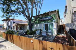Mission Beach Bayside Beachy Duplex Flat- 2br 1ba- Sleeps 6 Steps to Beach Bay and Belmont Park - San Diego - 0