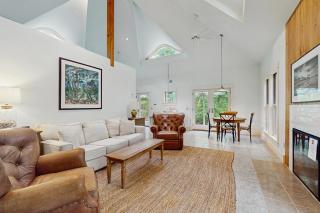 The Lemonade Stand - West Tisbury - 9