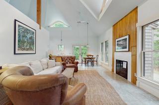 The Lemonade Stand - West Tisbury - 7