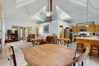The Lemonade Stand - West Tisbury - 5