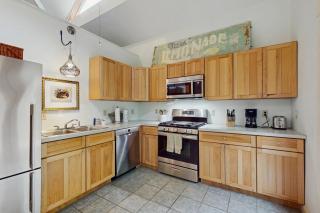 The Lemonade Stand - West Tisbury - 3