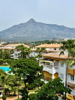 Puerto Banus La Dama de Noche - EaW Homes - Marbella - 2