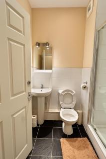 Castle Lodge Guest House 86-88 Sheil Rd L6 3AF - Liverpool - 7