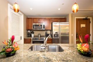 KBM Resorts FREE CAR Honua Kai Hokulani Ocean view 1-Bedroom Condo Steps to Beach HKH-240 - Kaanapali - 2