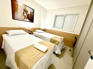 Central novo 2 quartos com Ar- Q e F home office - Londrina - 9