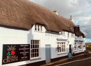 The Rose and Crown - Sherborne - 9