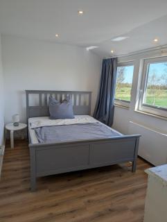 Emden - Ferienwohnung mit Kanal-Blick - Emden - 9