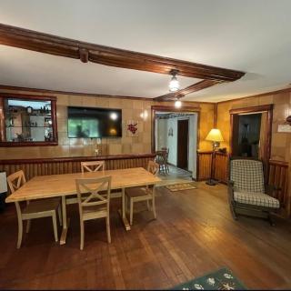 Quaint Cottage on the Sandy Shores of Lake Michigan - Rapid River - 3