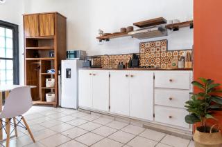 Parking, 6min to Beach & Downtown, High-Speed WiFi, Laundry Service, KingBed, PetsOK - Sayulita - 8