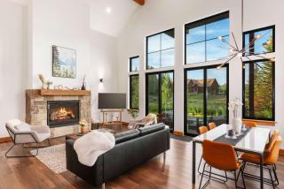 Upscale Ski Chalet - Wildlife AC Hot Tub - Driggs - 9