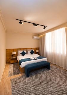 Elegant 3BR Apt 3 Ensuites Pool By Beithady BH-26-104 - New cairo - 2