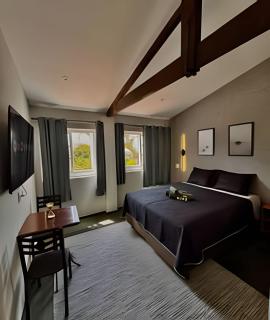 Explorer Bar - Classic Room - 5