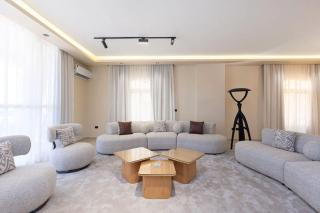 Luxury 3BR 3 Ensuites Pool By Beithady BH-26-201 - New cairo - 7