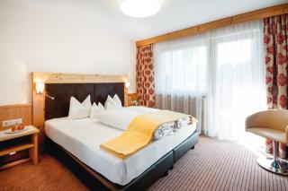 Hotel Bergblick 4 Sterne Superior - Fiss - 9